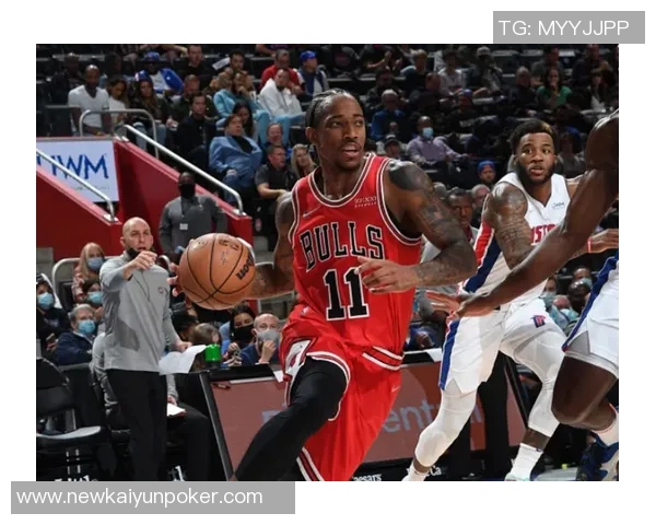 萨迪克贝高效表现17投7中斩获21分7篮板助攻全面展现实力