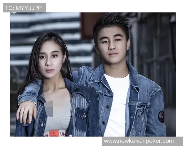 嫂子颜值爆表何猷君携妻儿共庆揭幕战与孩子生日欢乐时光