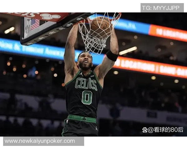 豪泽赞塔图姆全力训练虽未出战却深刻影响全队士气与表现